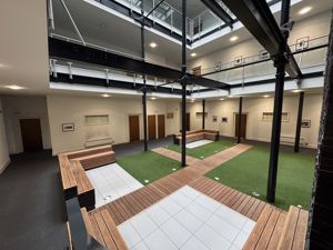 Communal area- click for photo gallery